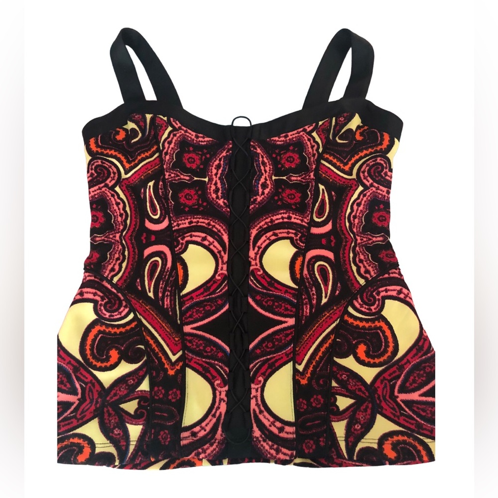 Sale8 Bisou Bisou patterned, spaghetti strap, fitted, lined top EUC